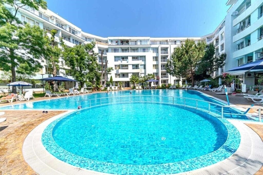 Отель Yassen Apart Complex 3*