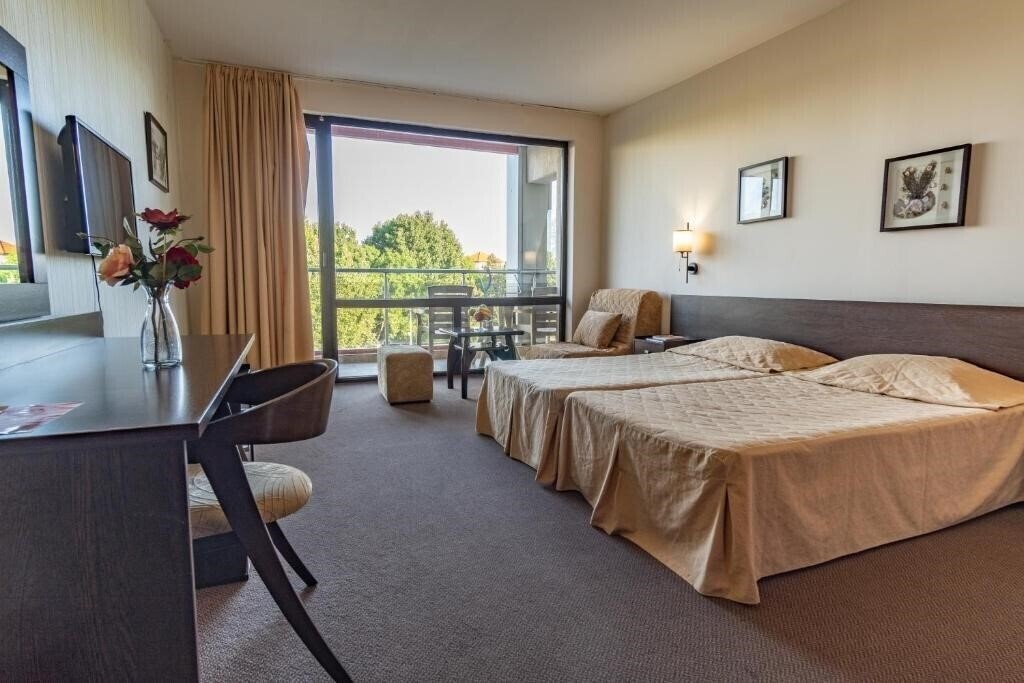 Готель Flamingo Hotel Sunny Beach 4*