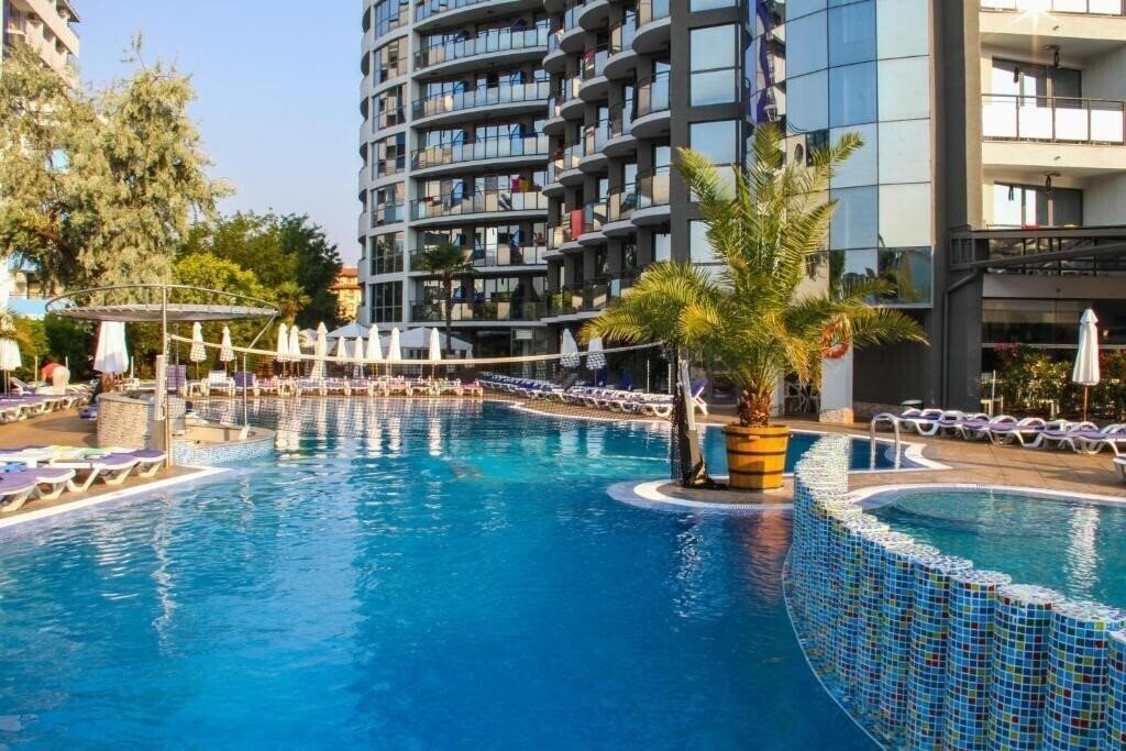 Готель Meridian Sunny Beach 4*