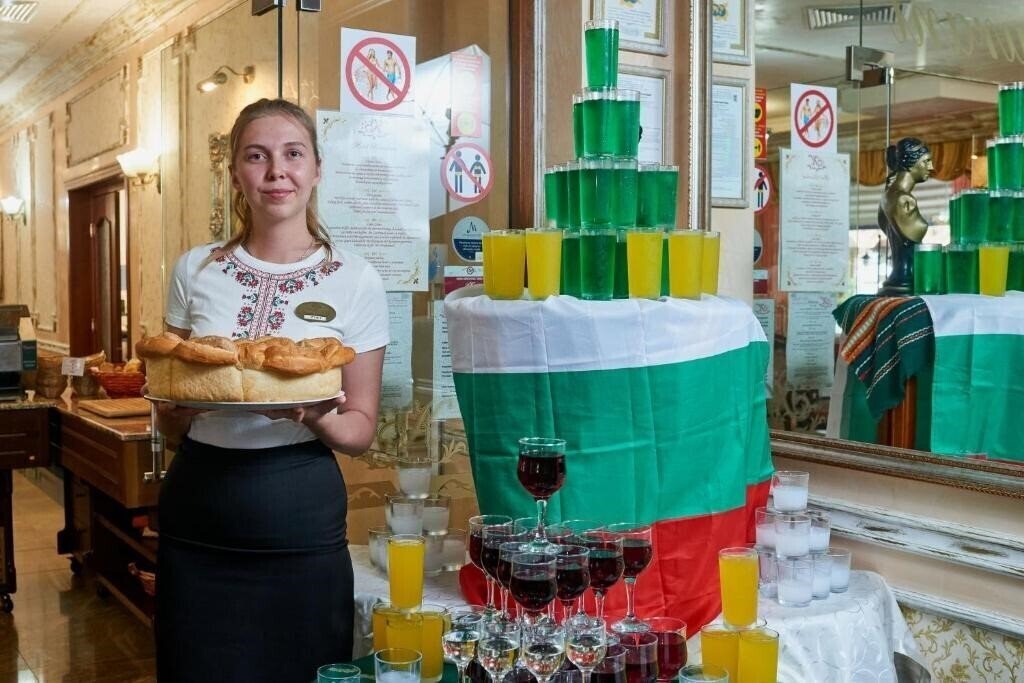 Зображення Karolina Hotel 4*