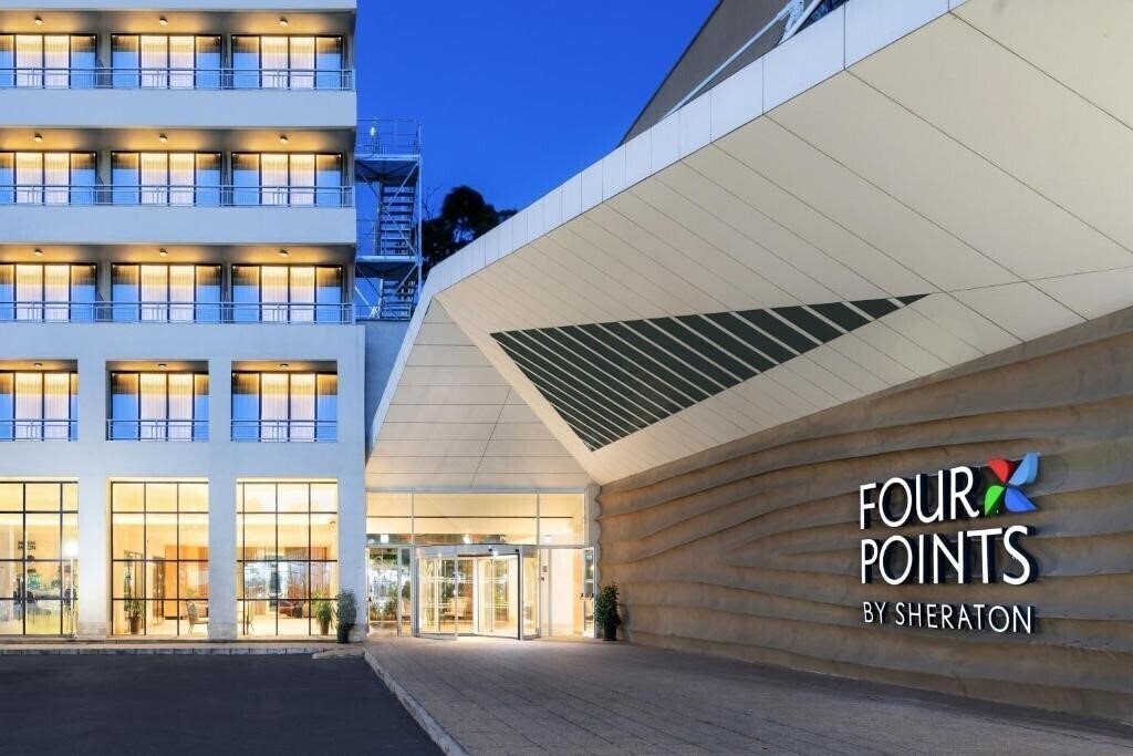 Отель Four Points by Sheraton Sunny Beach (ex. Four Points by Sheraton) 4*