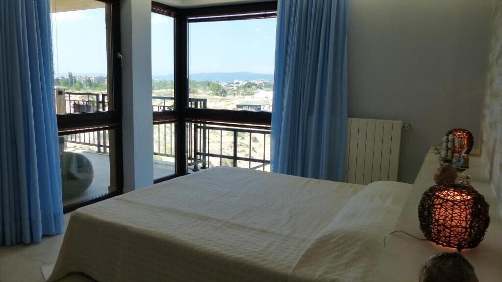 Фото Oasis Beach Studios 3*