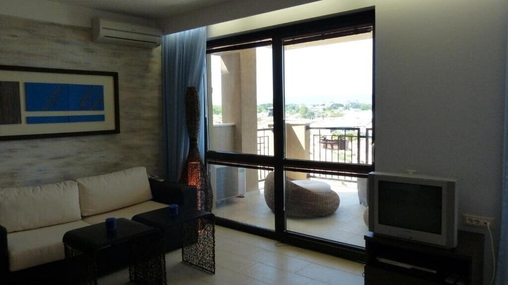 Изображение Oasis Beach Studios 3*