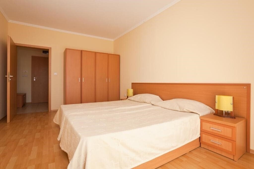 Фото Apartment In Central Plaza 2*