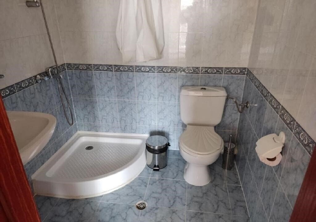 Зображення Debbies 2 Bed Apart With Pool & Garden Views 2*