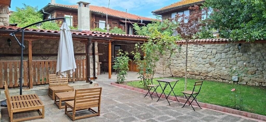 Отель Villa Nikoli 2*