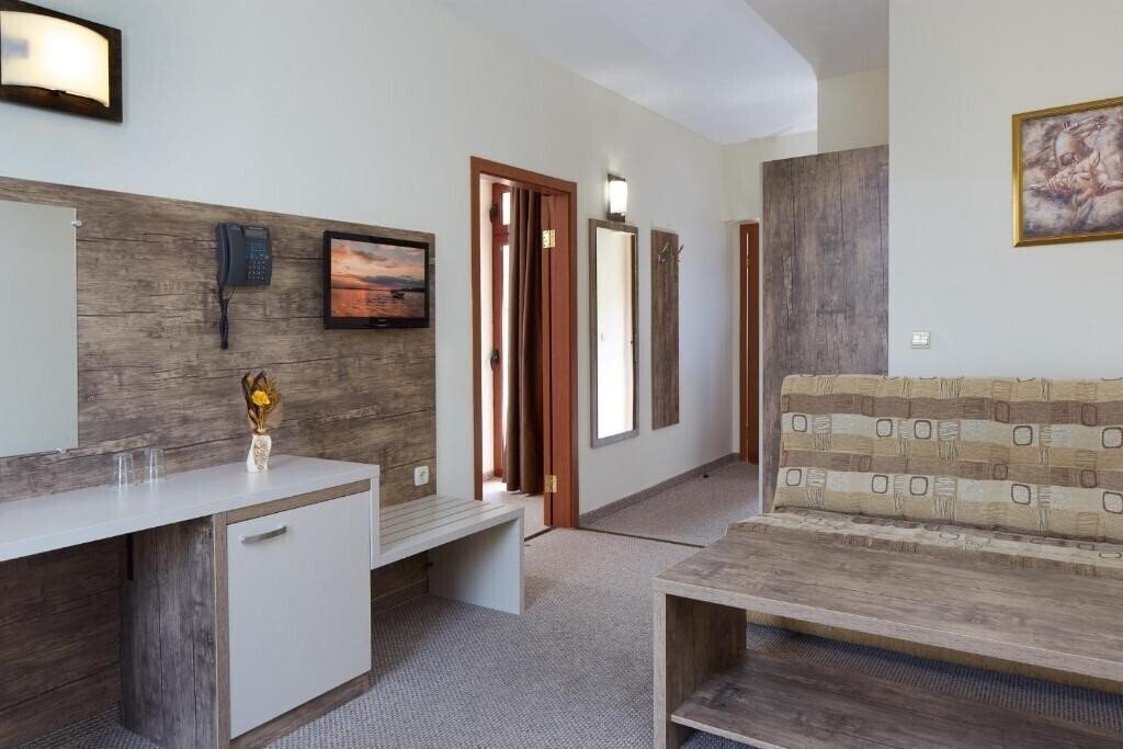 Фотография Lira 3*