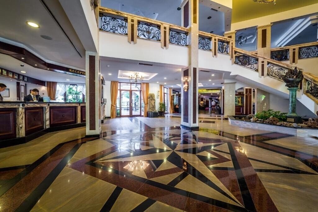 Картинка Helena Sands 5*