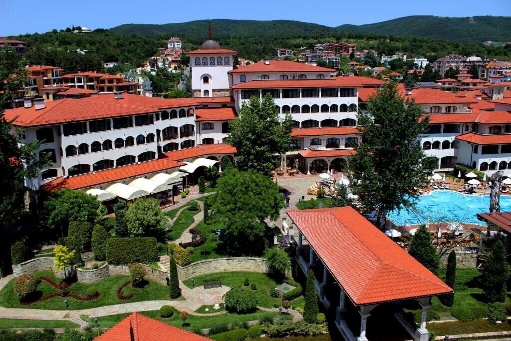 Готель Helena Park 5*