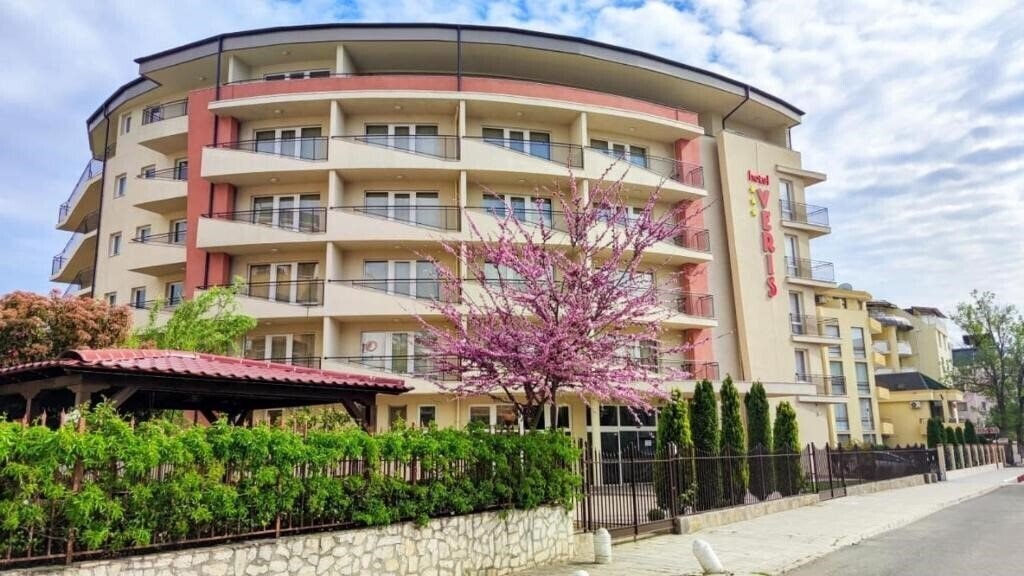 Готель Veris 3*