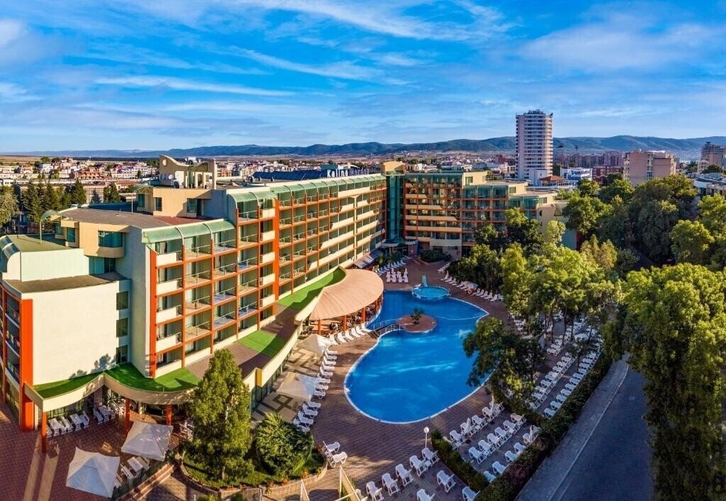 Отель MPM Hotel Kalina Garden 4*