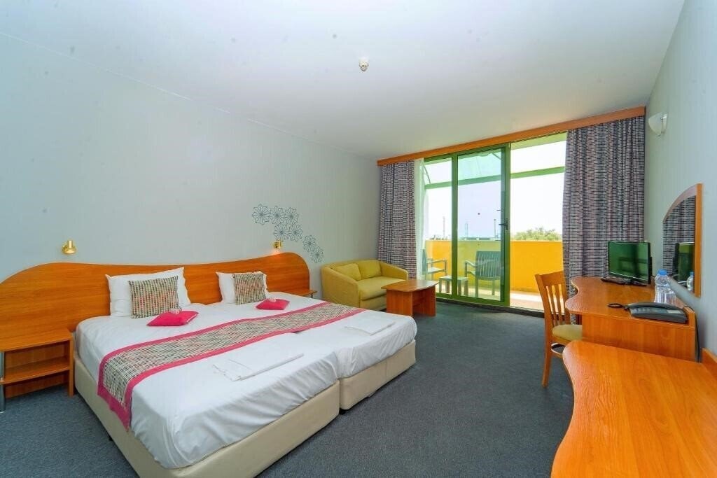 Фото MPM Hotel Kalina Garden 4*