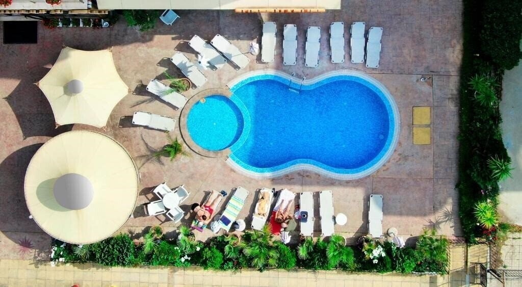 Картинка St.Valentine 3*