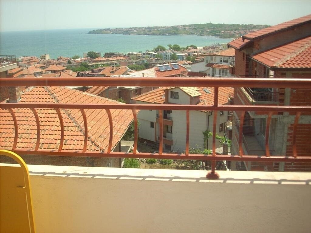Отель Villa Pepi 2*