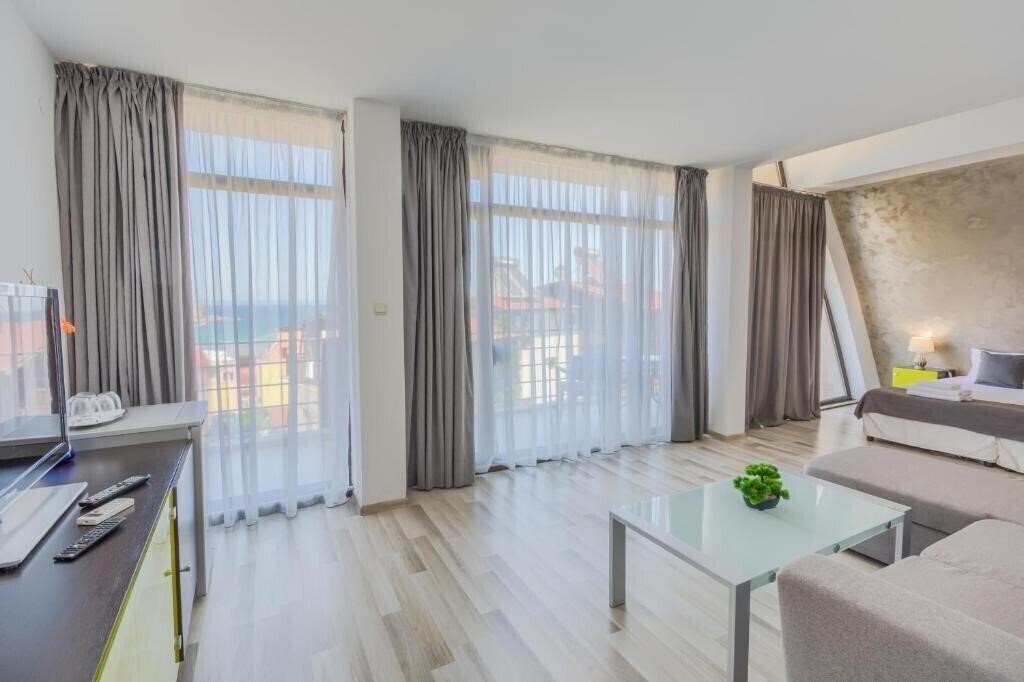 Картинка Odyssey Family Hotel 3*