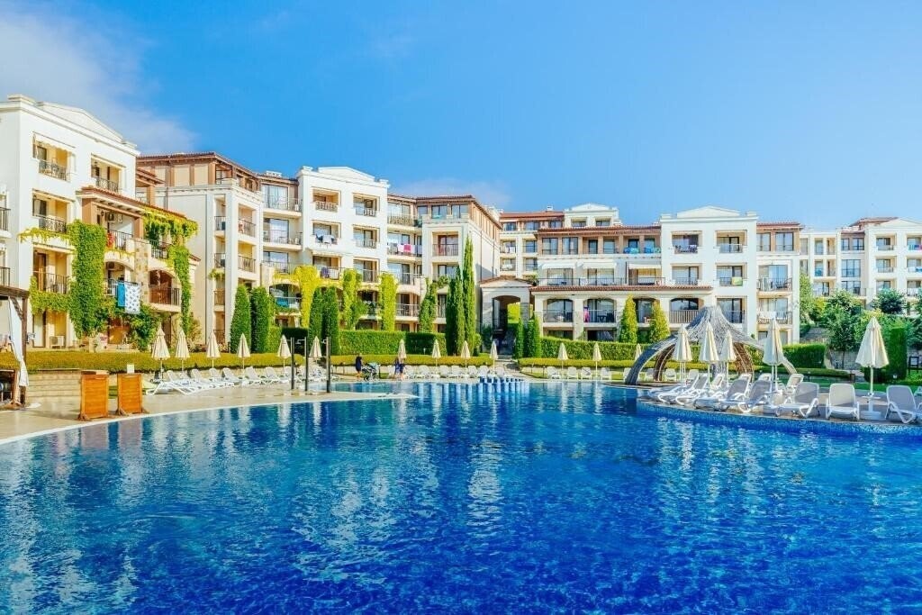 Отель Green Life Apartments Sozopol (ex. Greenlife Resort Sozopol, Green Life Beach Resort, Green Life Beach Resort App) 4*