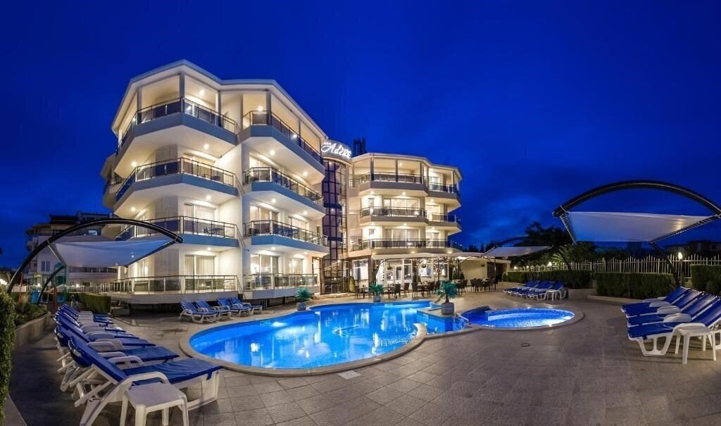 Отель Adena Family Hotel 3*