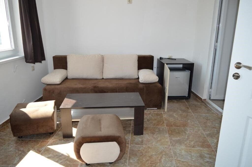 Готель White House (Sozopol) 1*