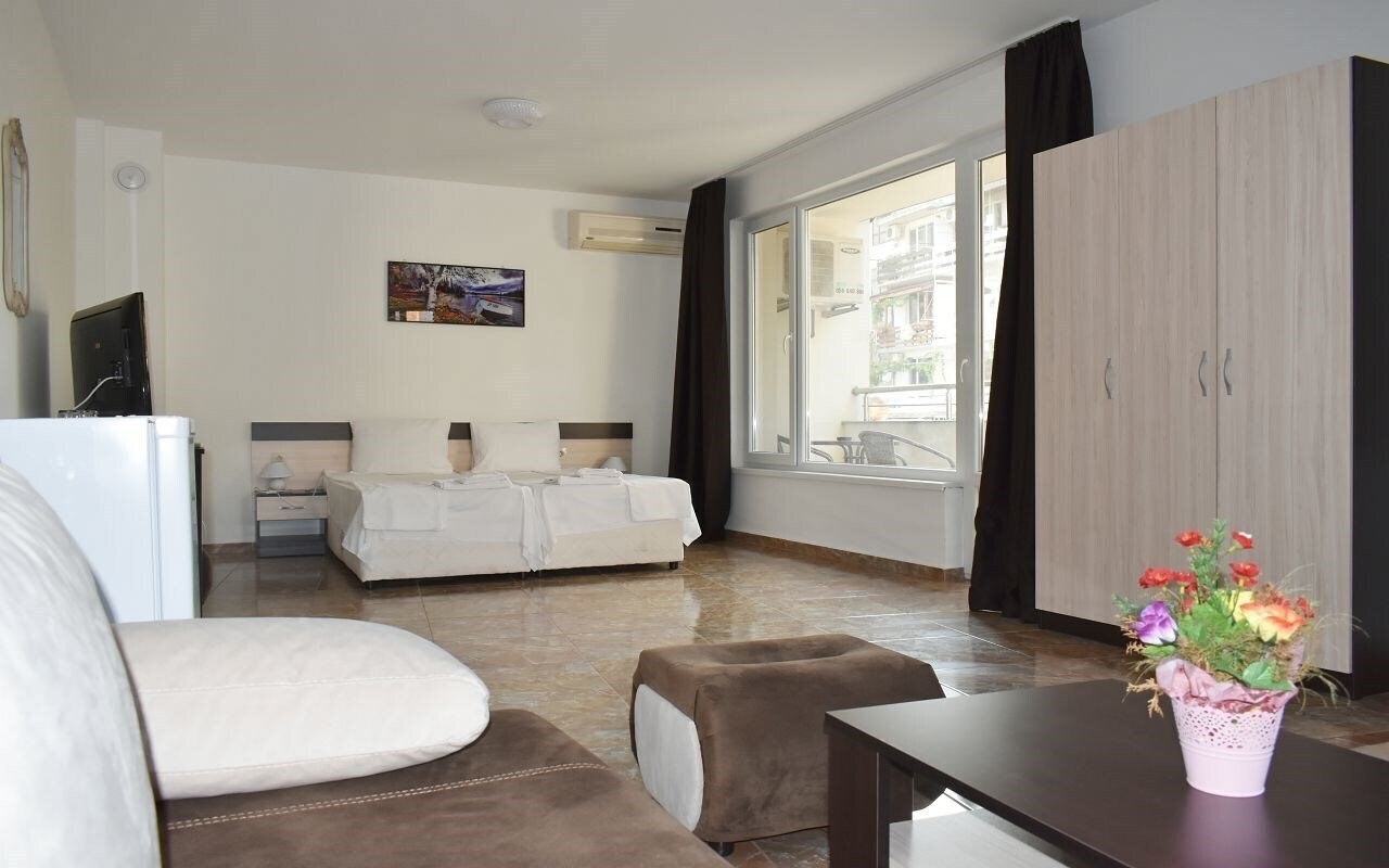 Фото White House (Sozopol) 1*