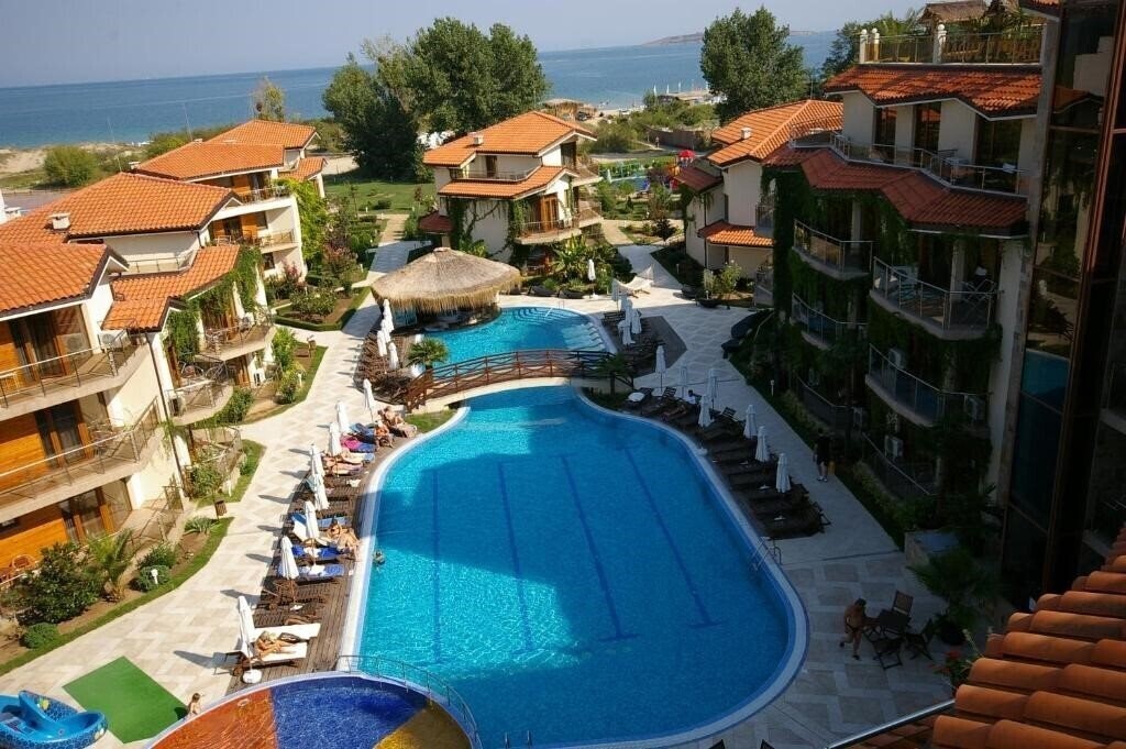 Готель Laguna Beach Resort & SPA Sozopol 4*