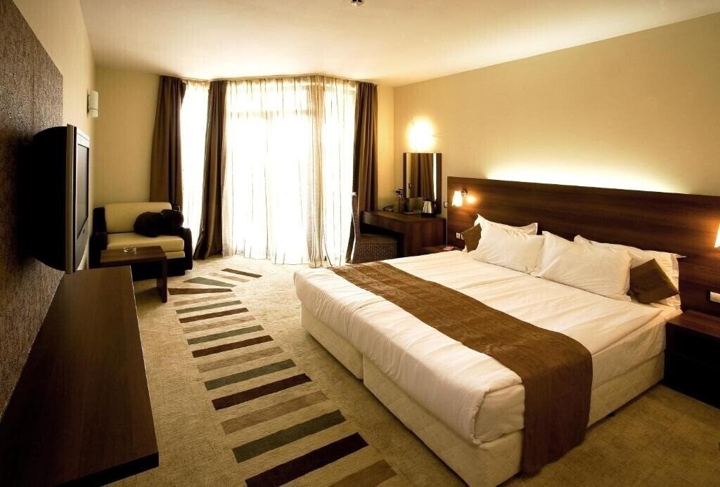 Фото Laguna Beach Resort & SPA Sozopol 4*