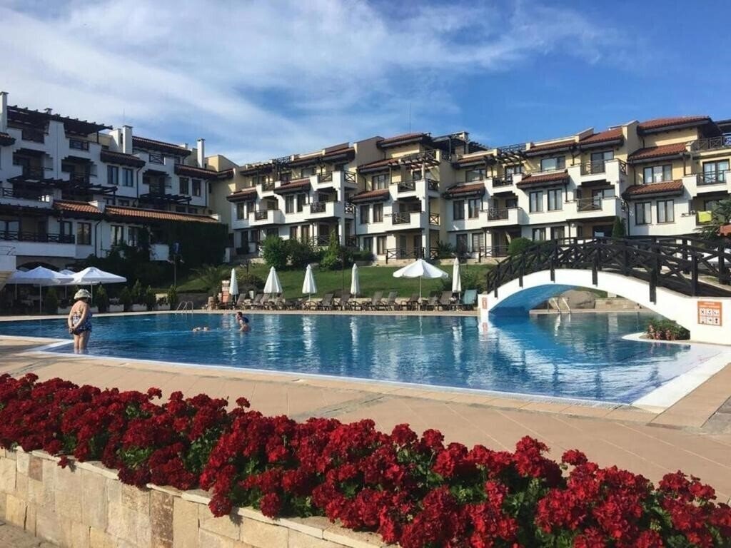 Готель St. Nicolas Complex 3*