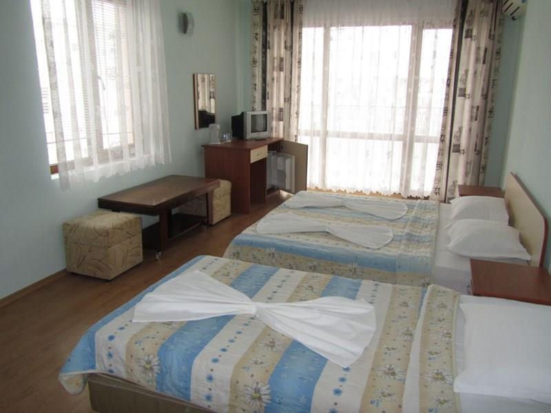 Фото Villa Mirage 3*