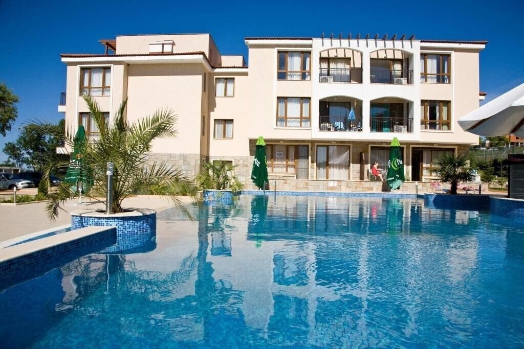 Готель Bay Apartments (ex. Bay Apartments Sozopol ) 3*