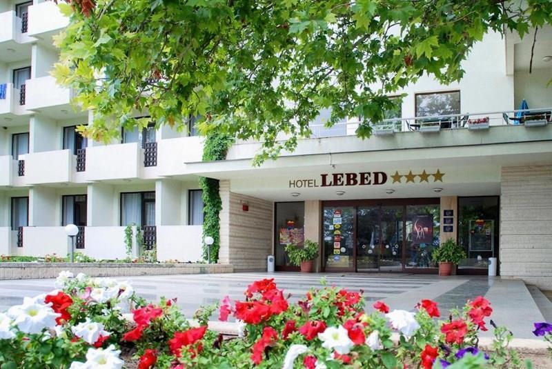 Готель Lebed 4*