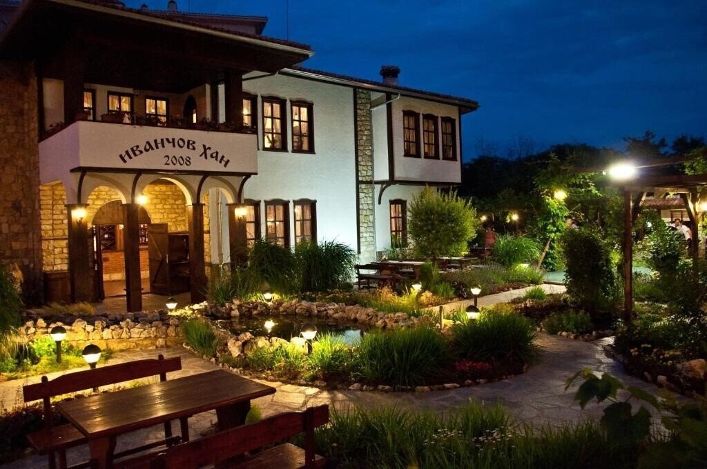 Готель Ivanchov Han 3*