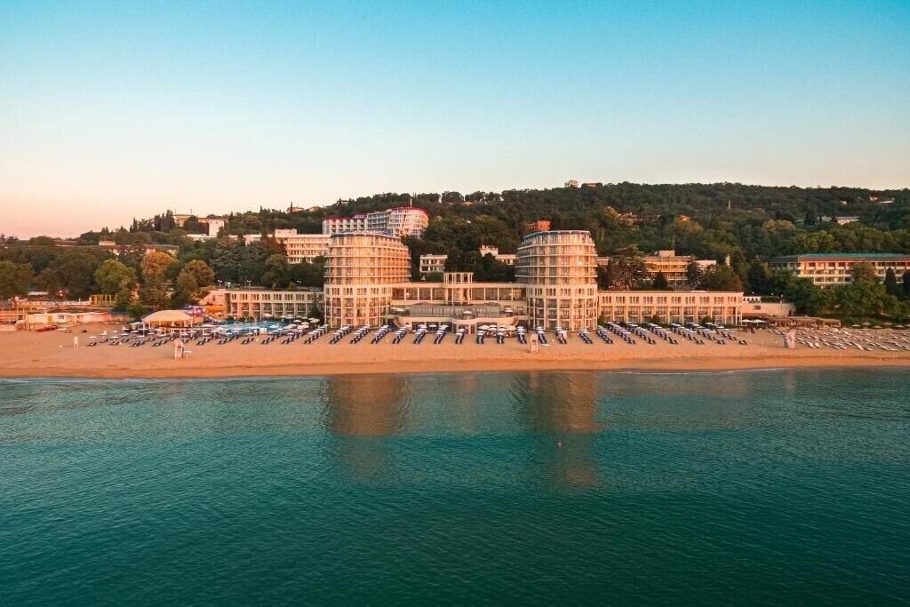 Фото Azalia Hotel Balneo & SPA 4*