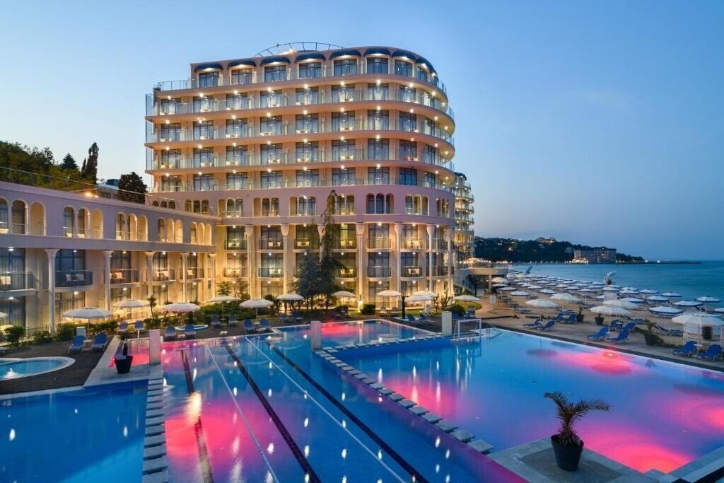 Готель Azalia Hotel Balneo & SPA 4*