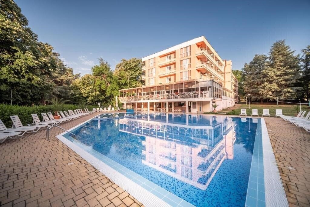 Отель Gloria 3*