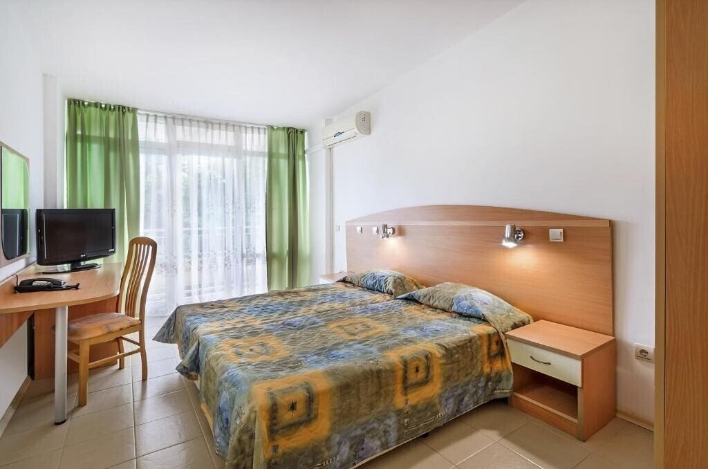 Изображение Gloria 3*