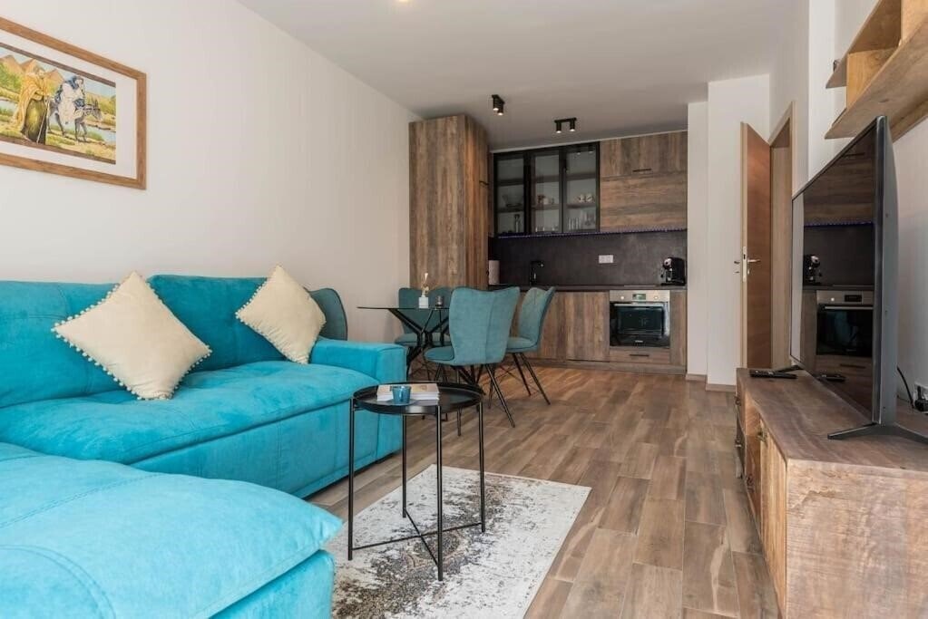 Изображение Azur Deluxe Apartments 4*