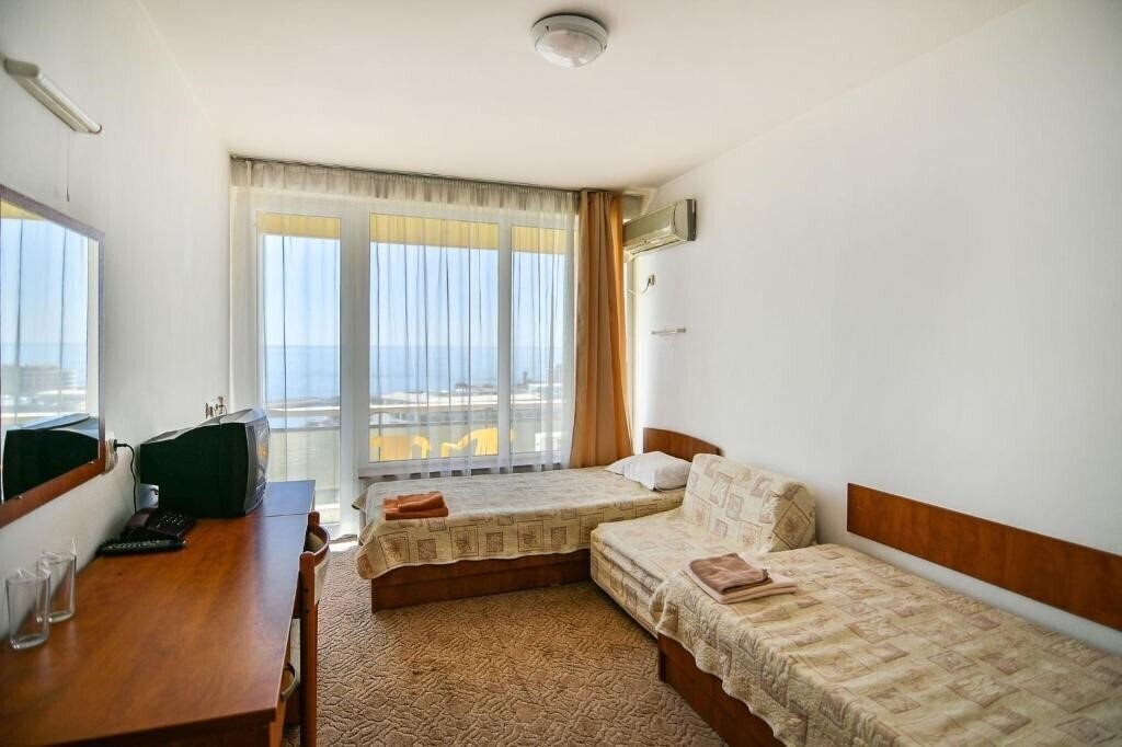 Фото IHS Hotel Joliot Curie 3*