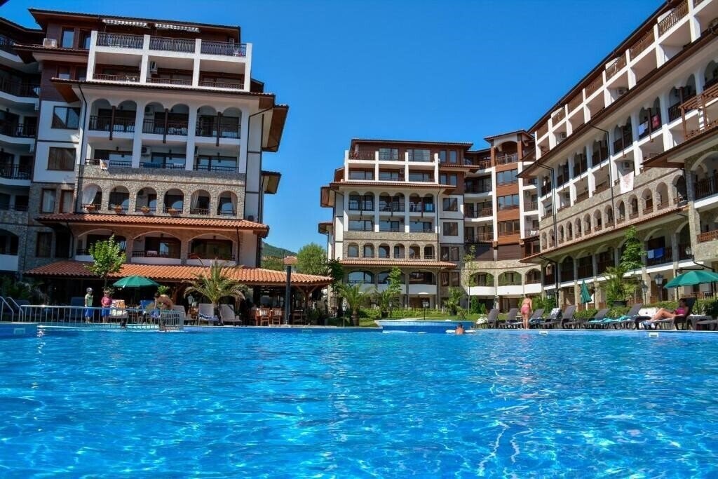 Готель Olymp Apart Hotel 4*