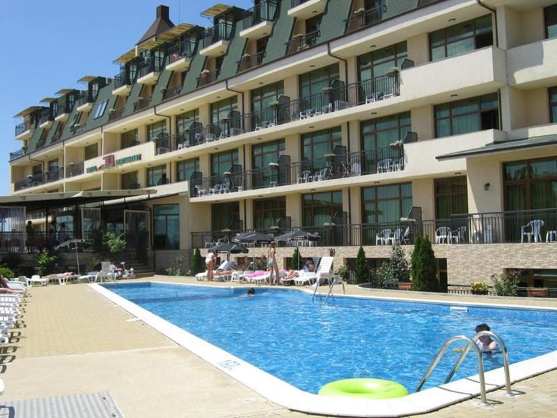 Готель Julia Sv.Vlas 3*