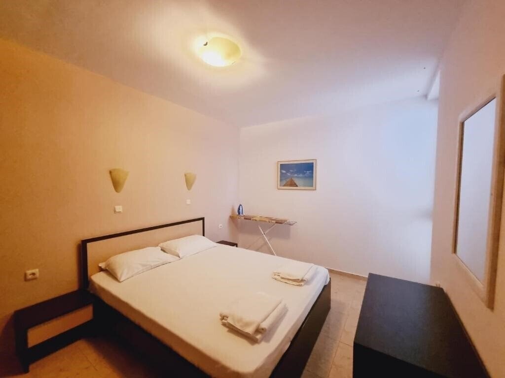 Фотографія Breeze 4*