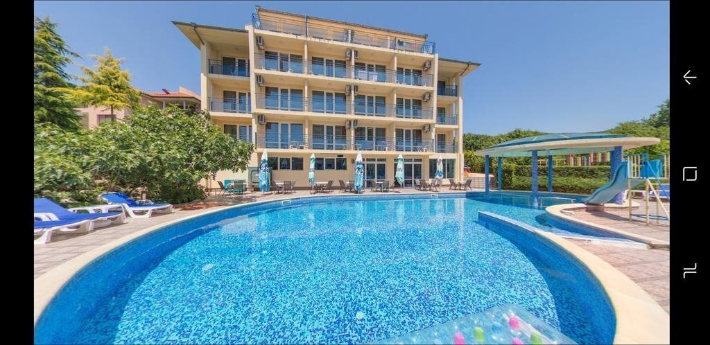 Готель Peshev 3*