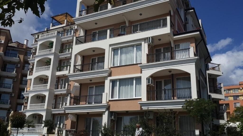 Готель Villa Antorini 2*