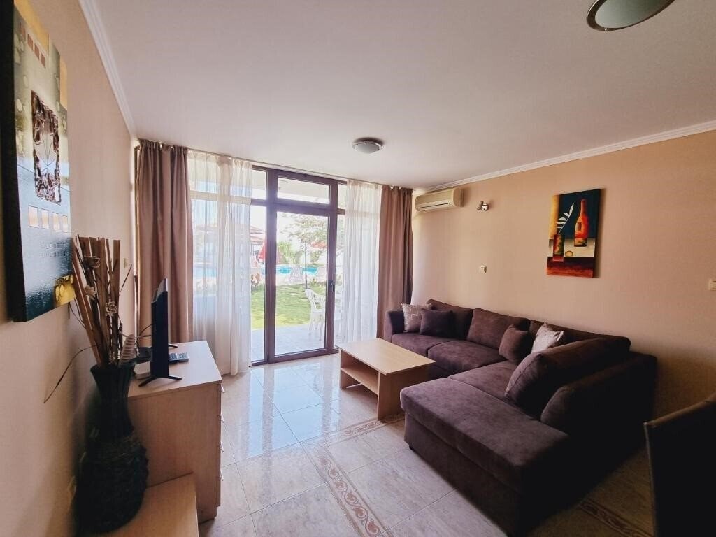 Фото Aparthotel Diamant 4*