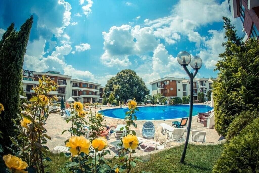 Отель Messambria Fort Beach 3*