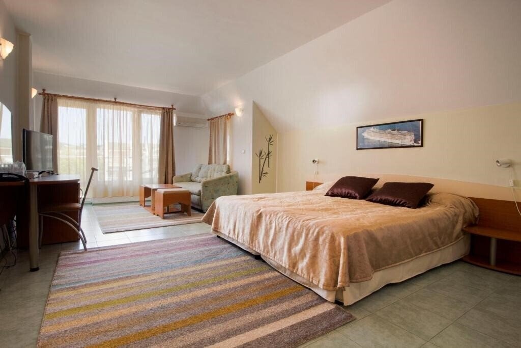 Фото Family Hotel Venera 3*