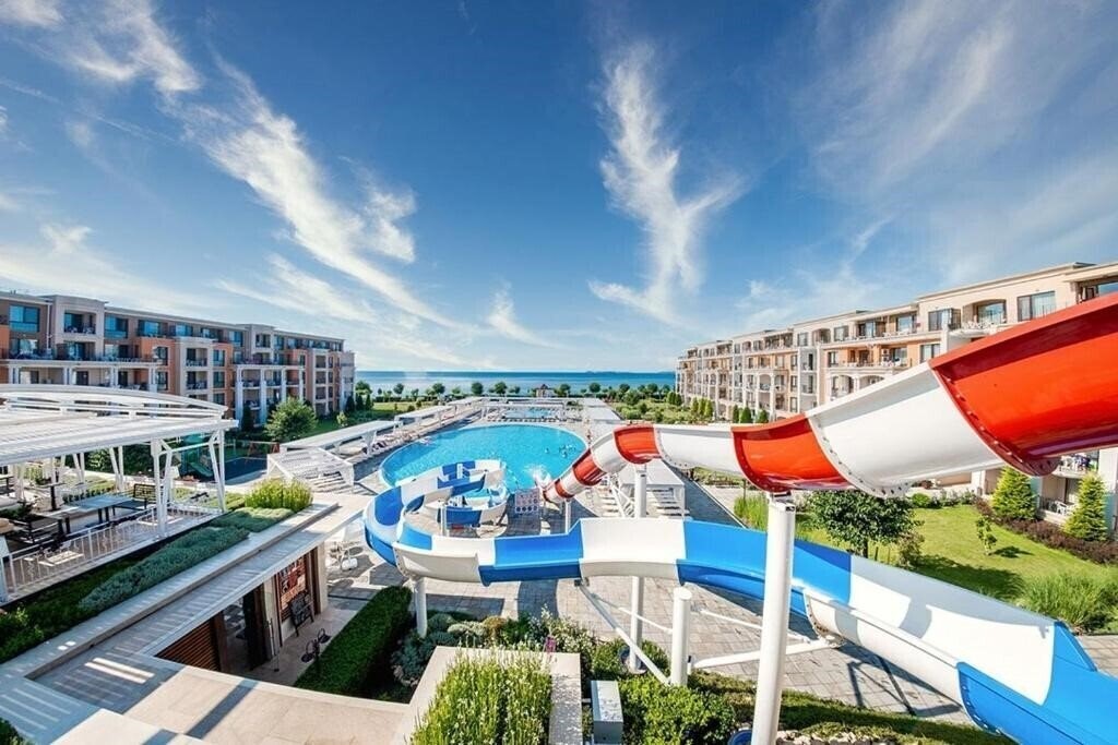 Отель Sea View Prestige Fort Beach Apartment 3*