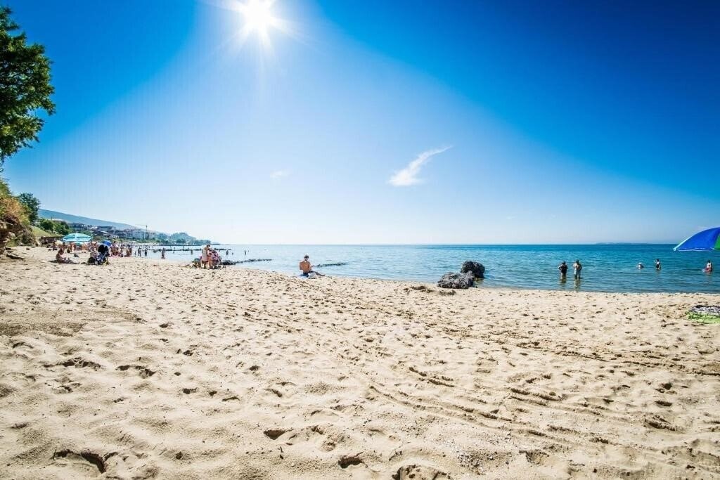Фото Sea View Prestige Fort Beach Apartment 3*