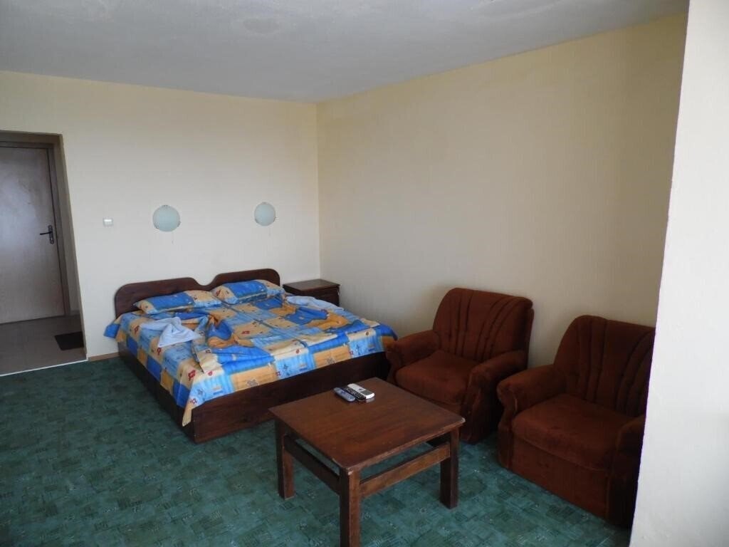 Фото Park Hotel Kamchia 3*