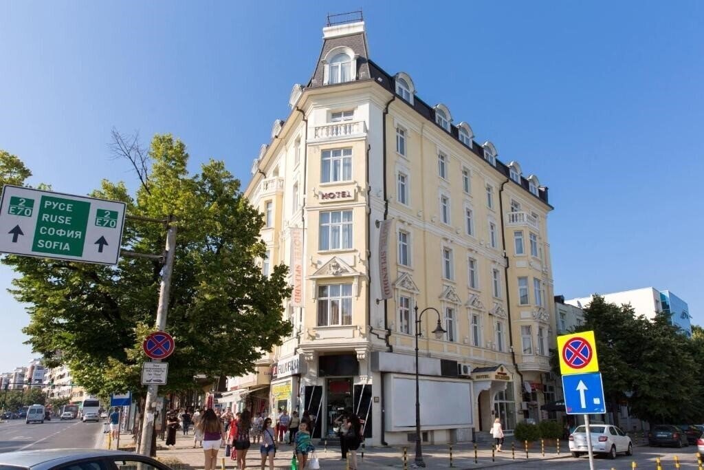 Готель Splendid Boutique Hotel 4*