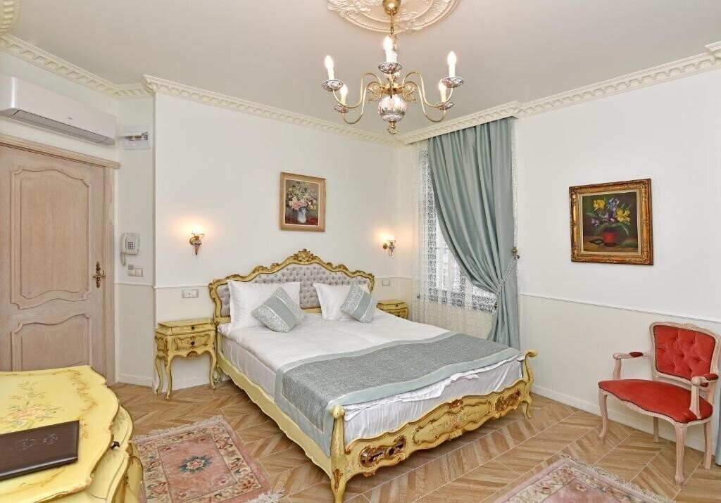 Отель ROYAL VARNA 4*