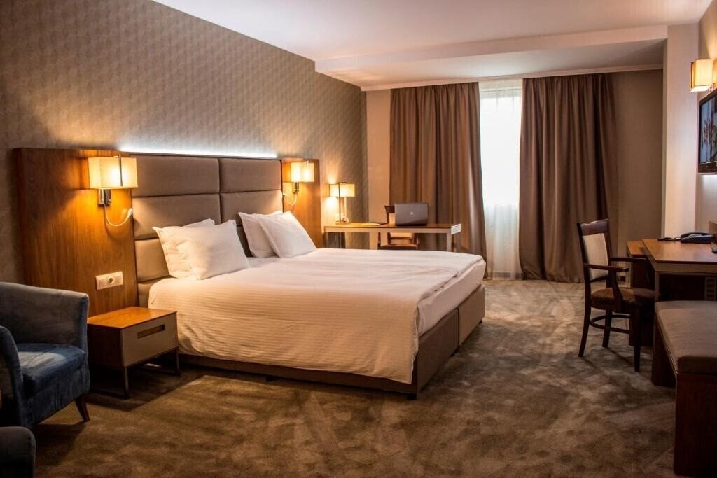 Фото Golden Tulip Varna 4*